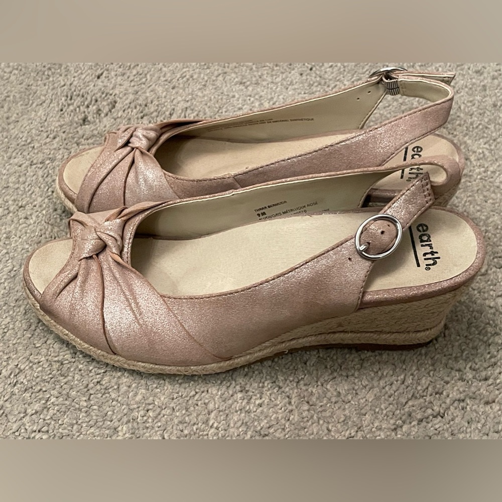 Comfortable summer wedges